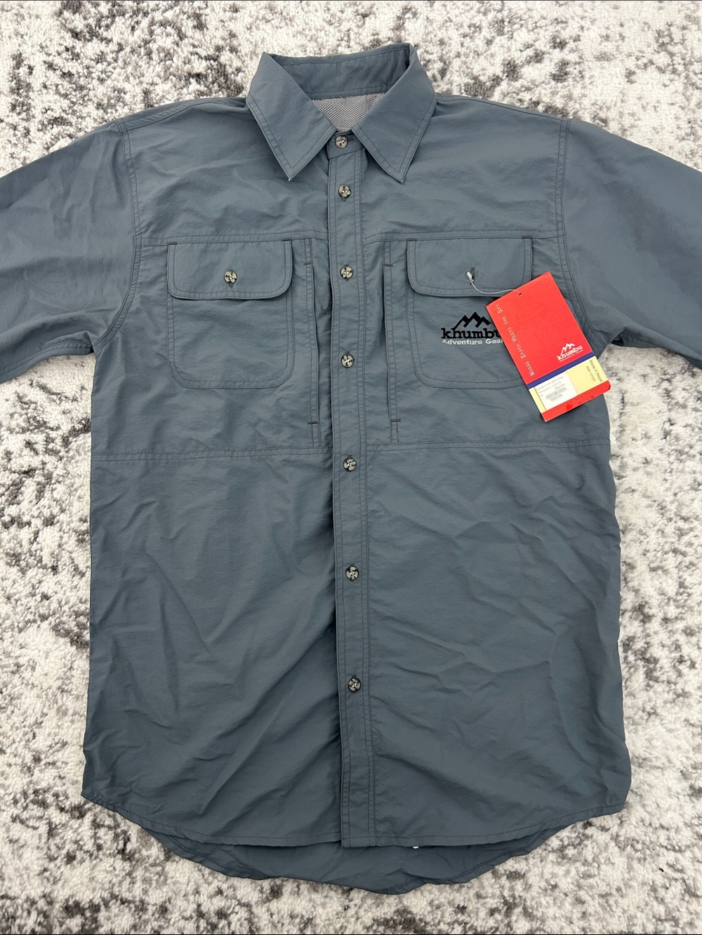 Khumbu Men's Short-Sleeve Gray Outdoor Button-Up Shirt